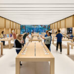 Apple-Miami-Worldcenter-media-preview-store-interior_big.jpg.large