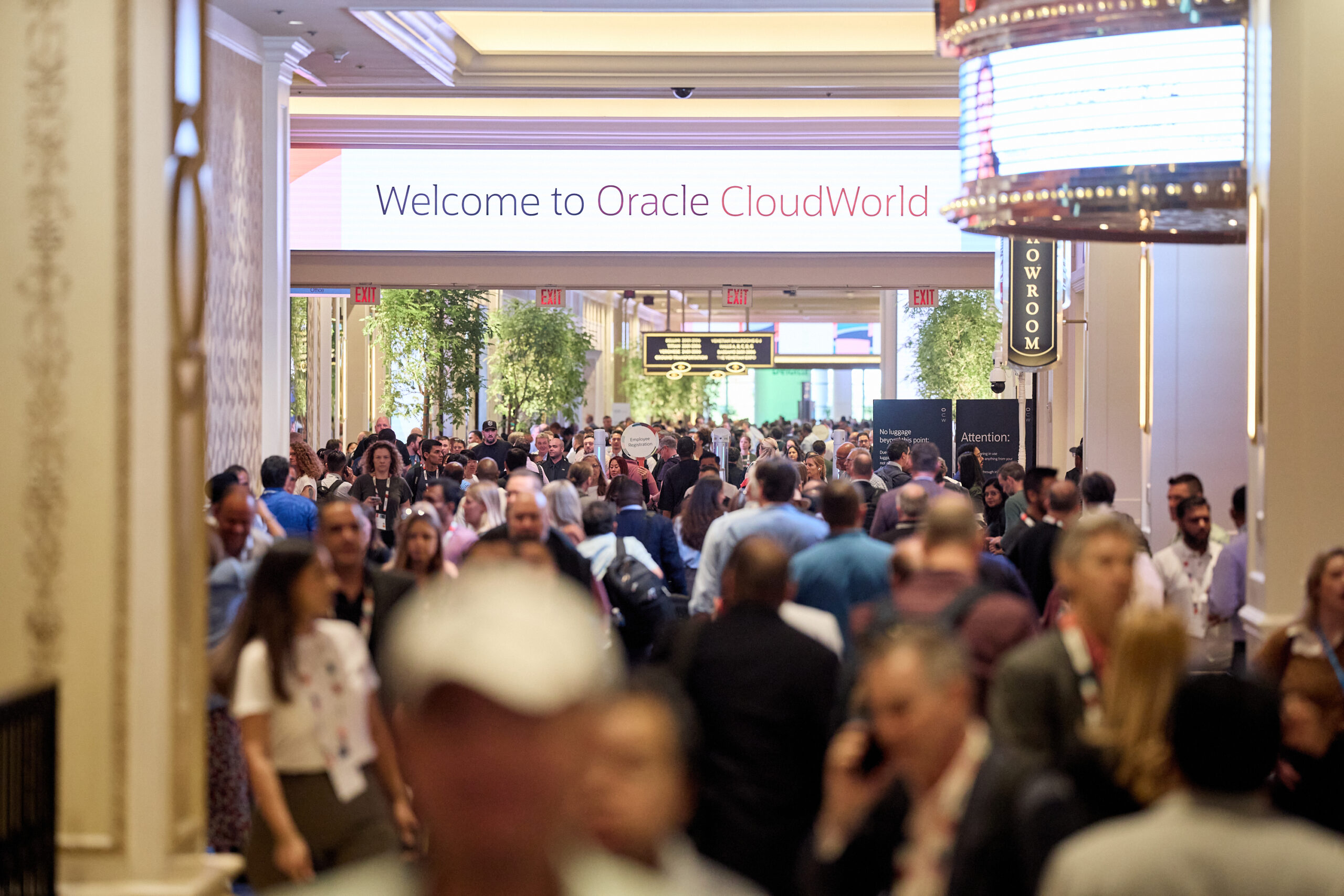 oracle_cloud_world