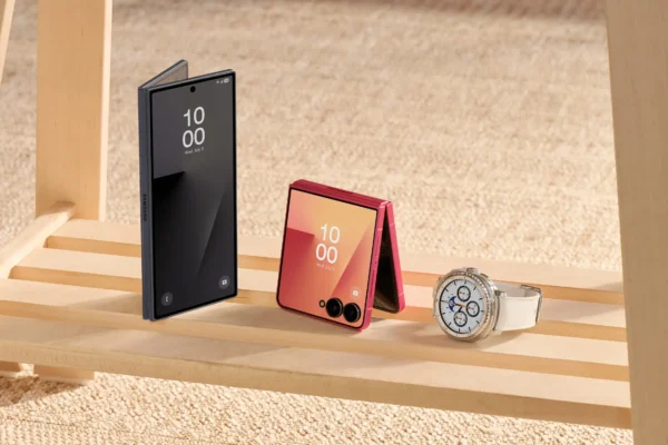 Samsung_Galaxy-Z_Fold7-Jetblack-Z_Flip7-Korall-Watch8-Classic-Fehér