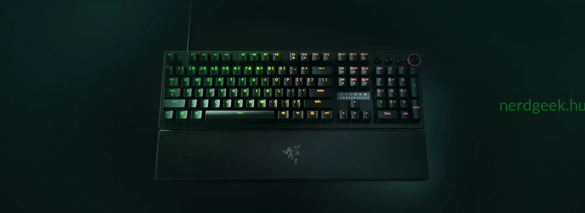 razer-huntsman-v3-pro-hero-desktop-v3