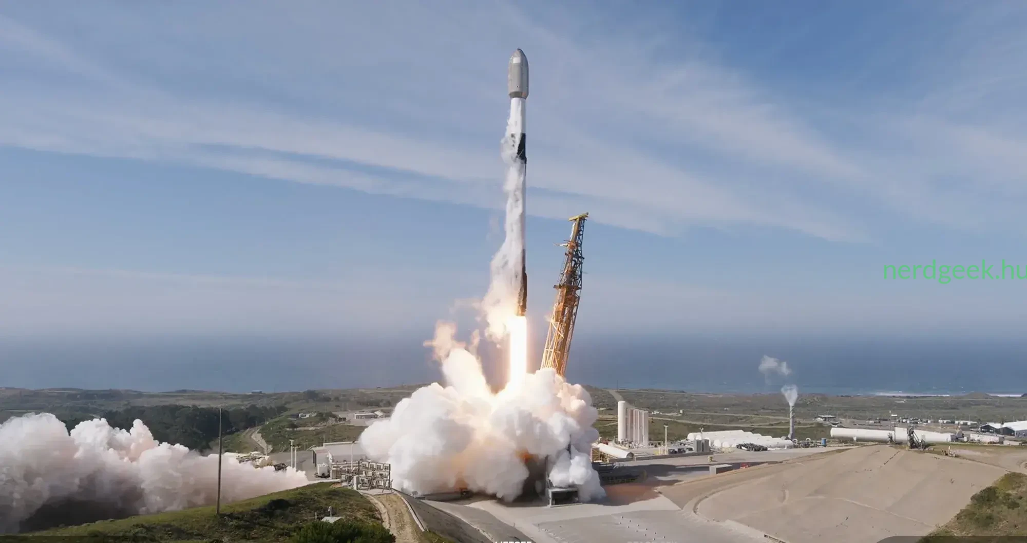 space-x-falcon-9