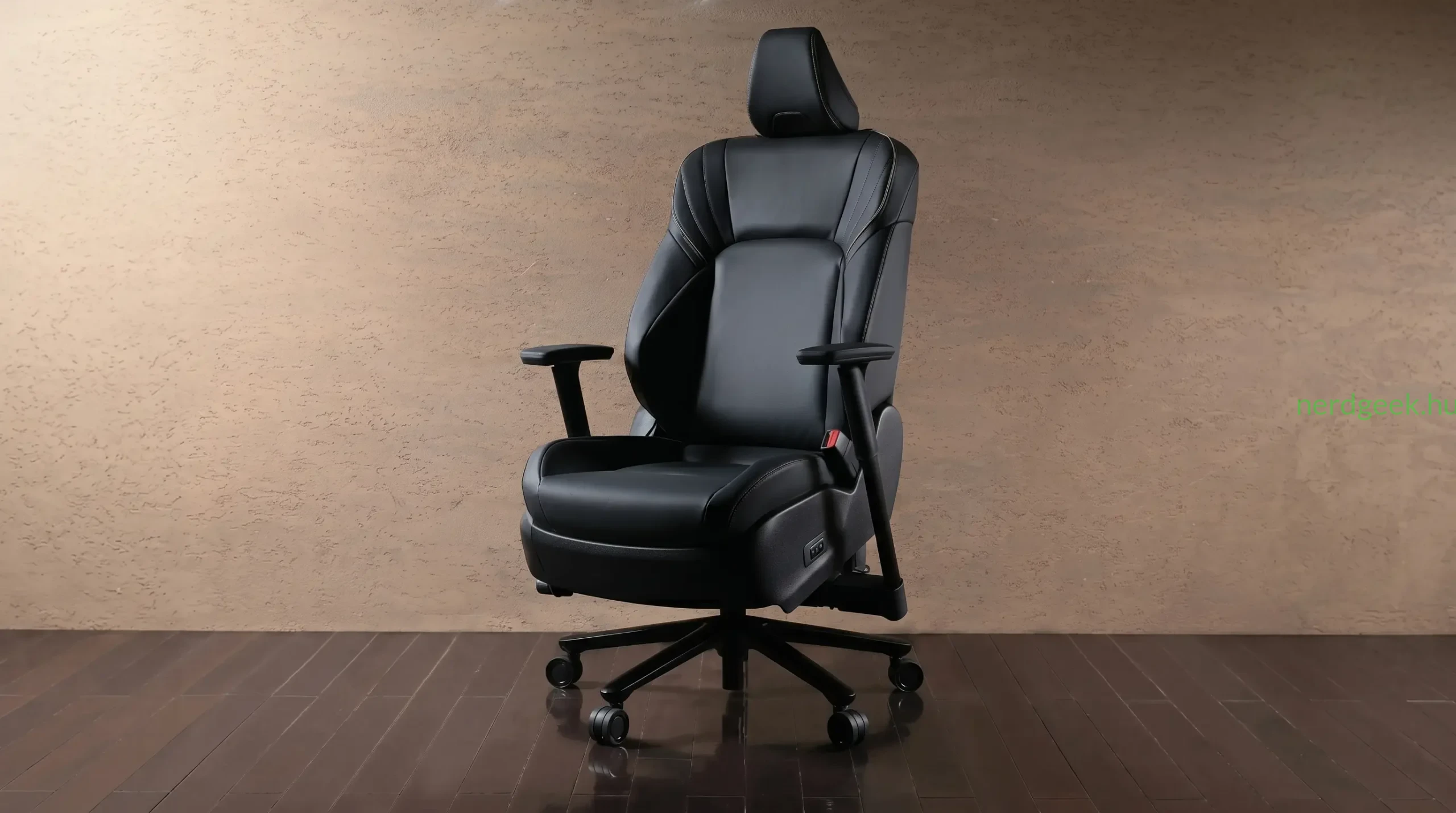 Toyota-Crown-chair