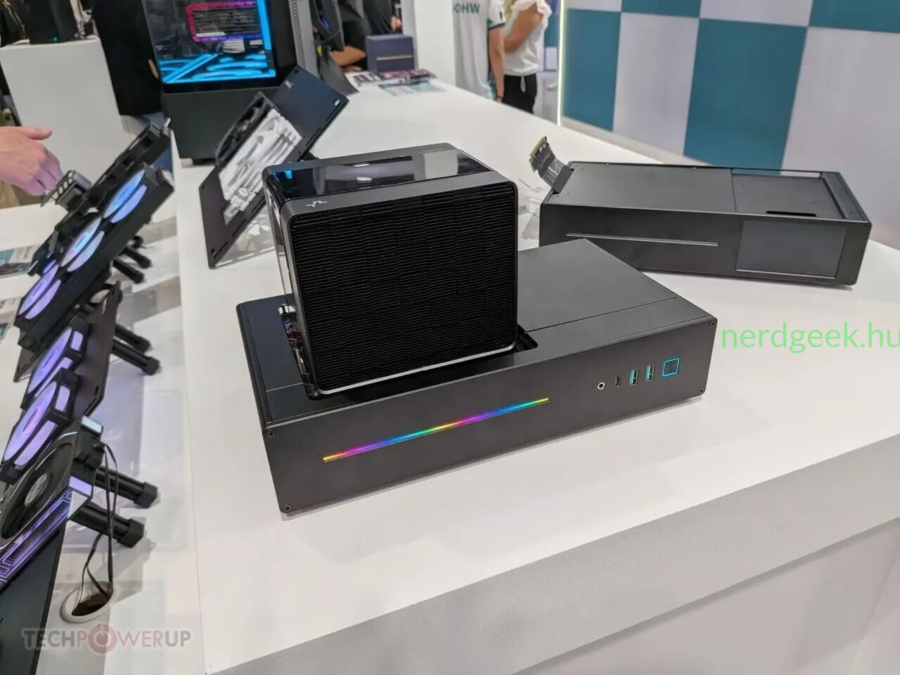 DeepCool SFF mini PC prototipus