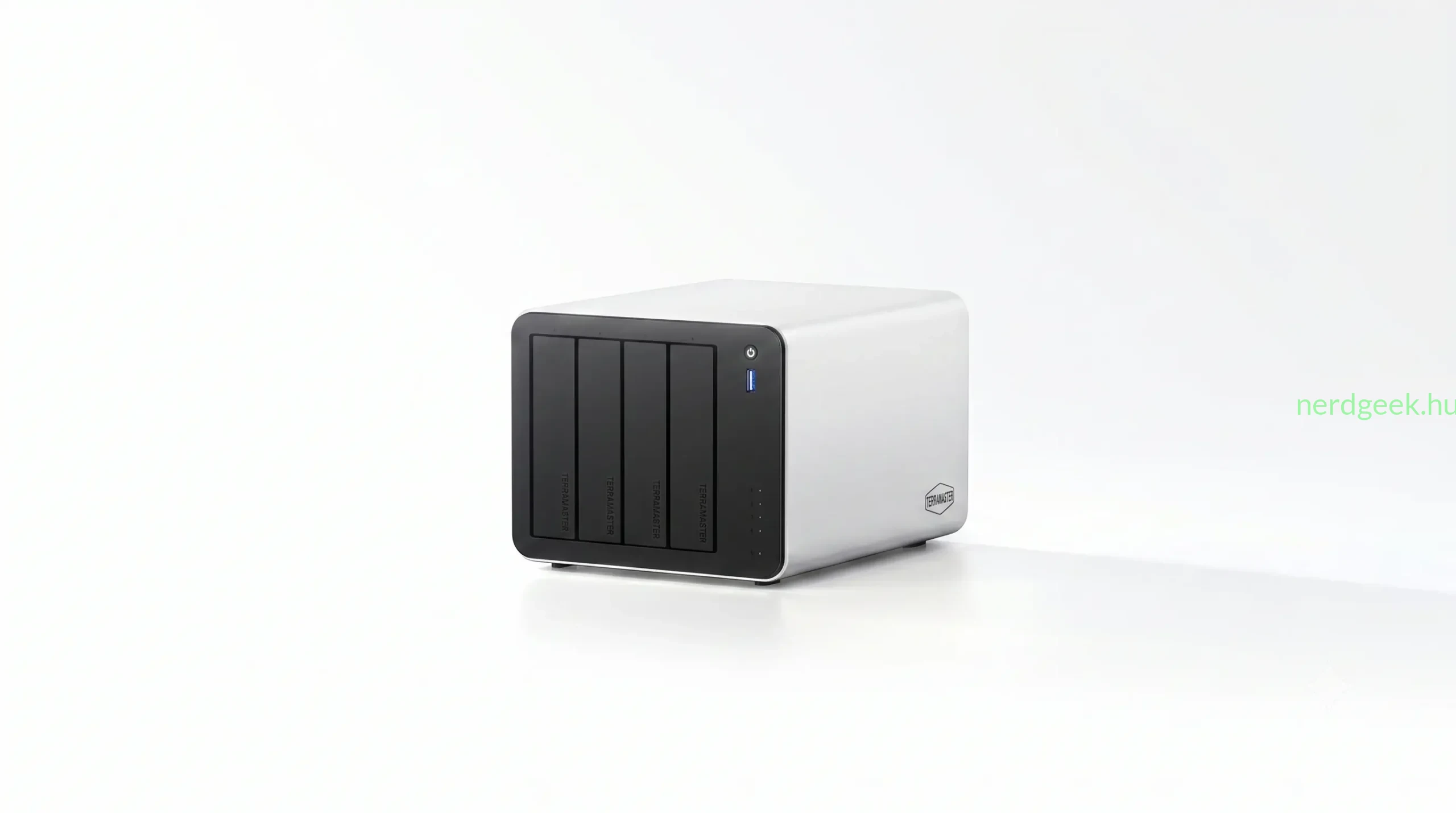 TerraMaster F4-425 Pro