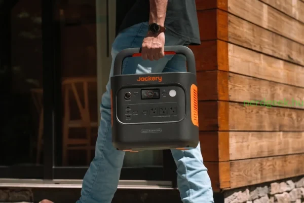 Jackery Explorer 2000Plus v2