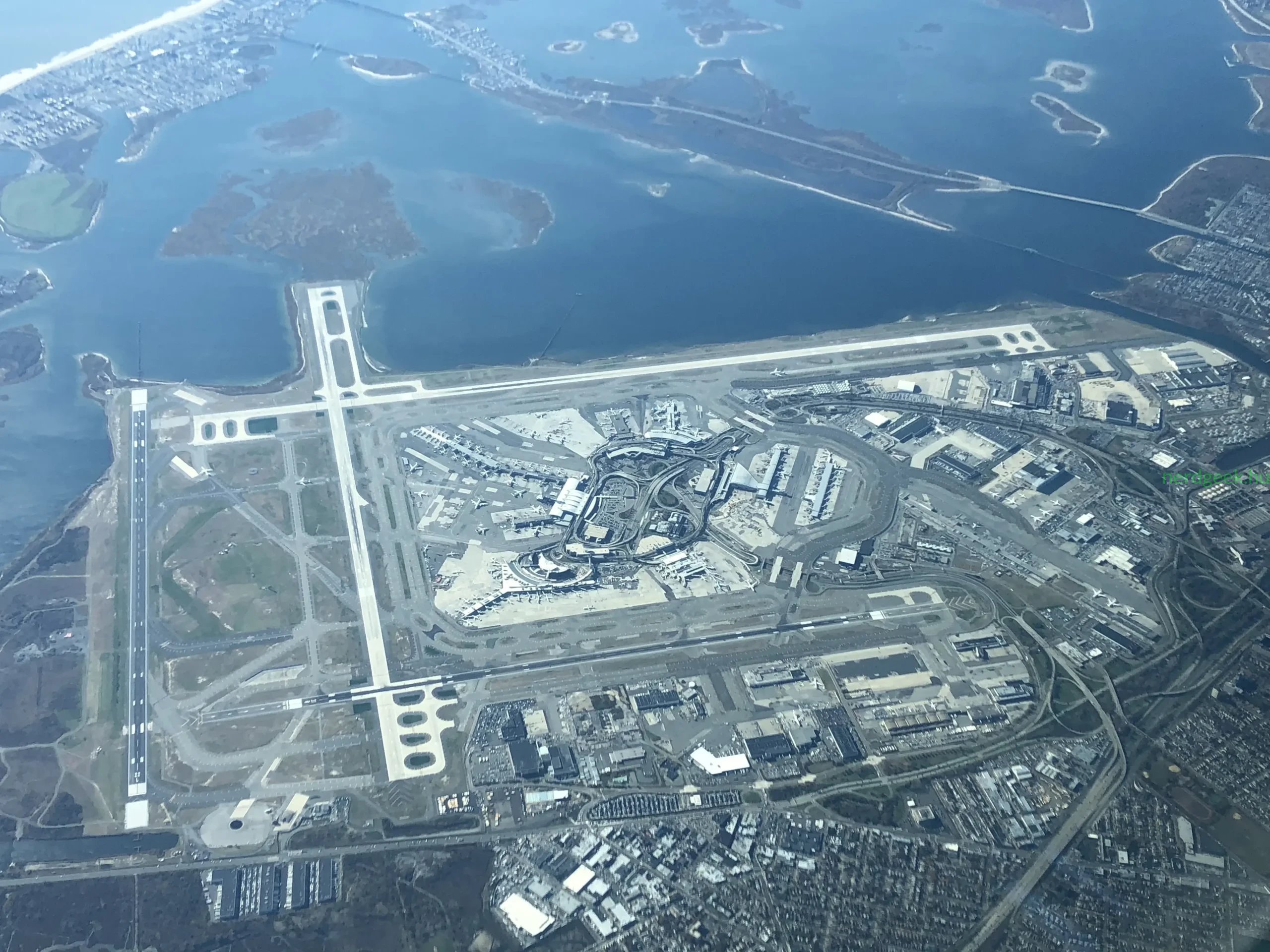 jfk-repuloter